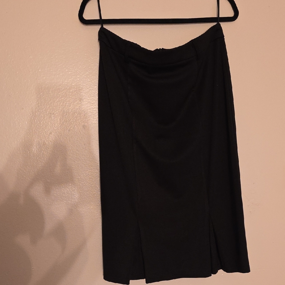 Elegant Black Midi Skirt